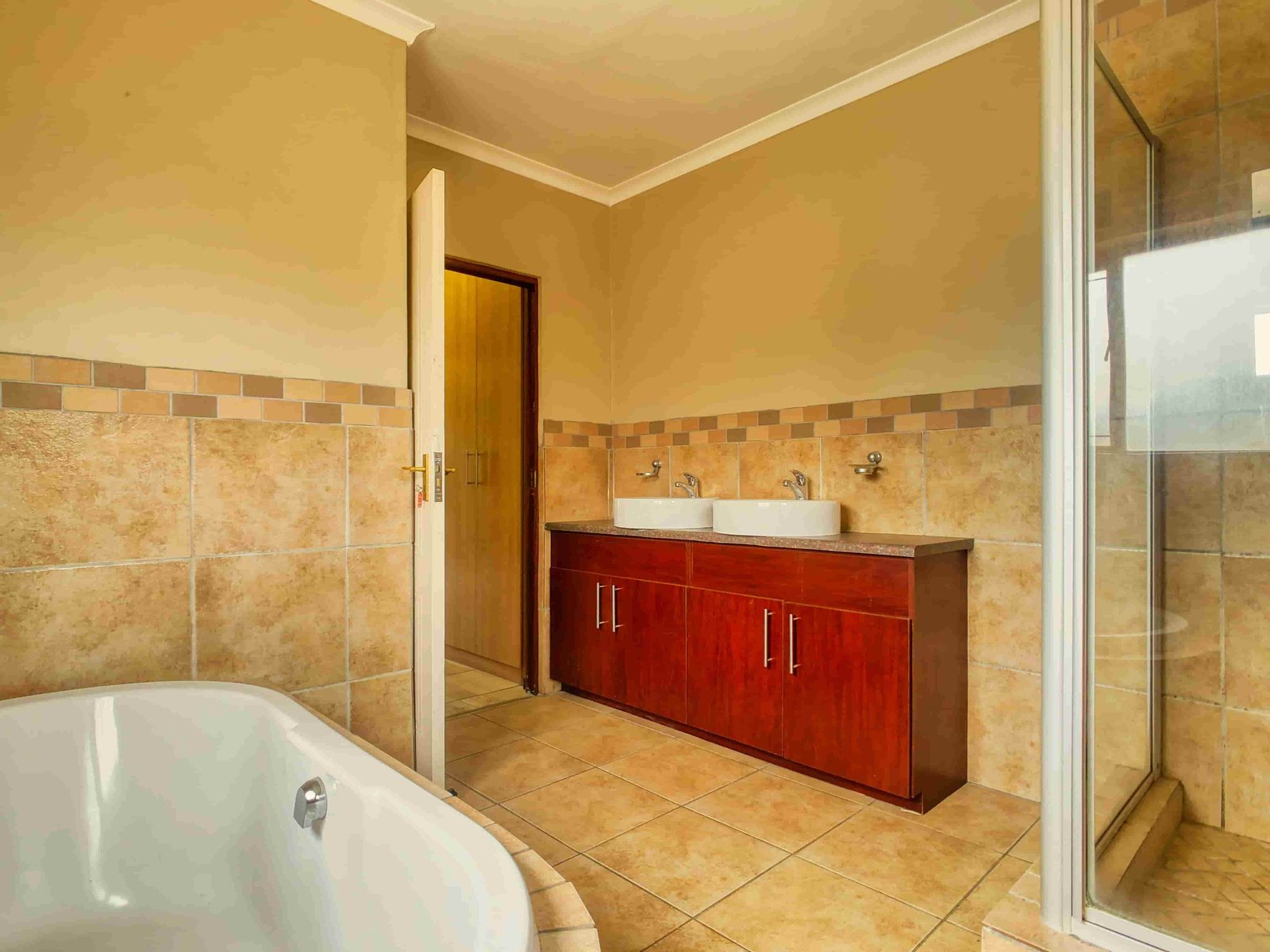 Luxury bathroom with contemporary design